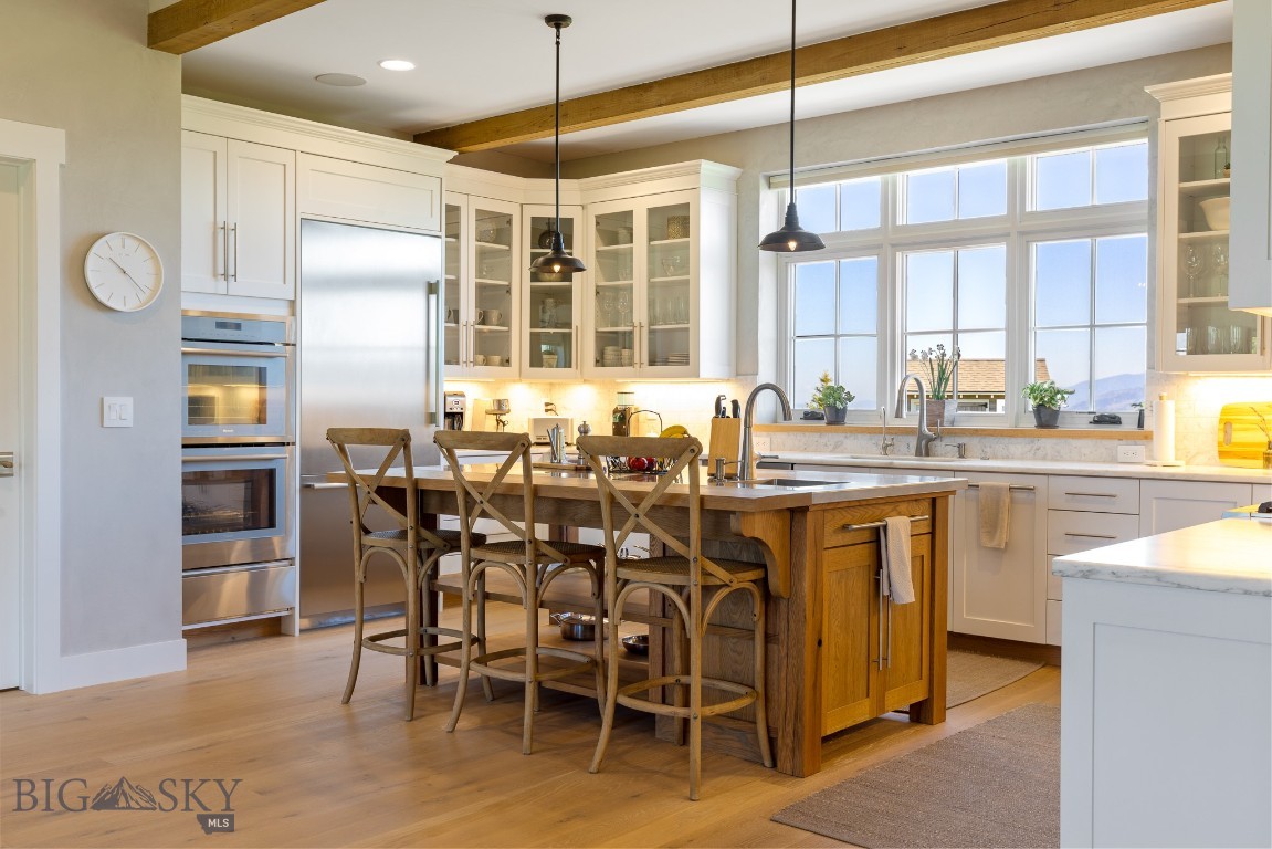 168 Hawthorn Lane Property Photo 15