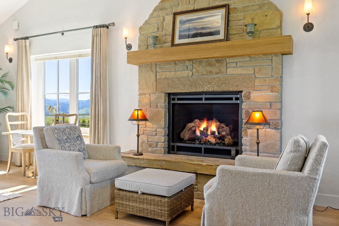 168 Hawthorn Lane Property Photo 24