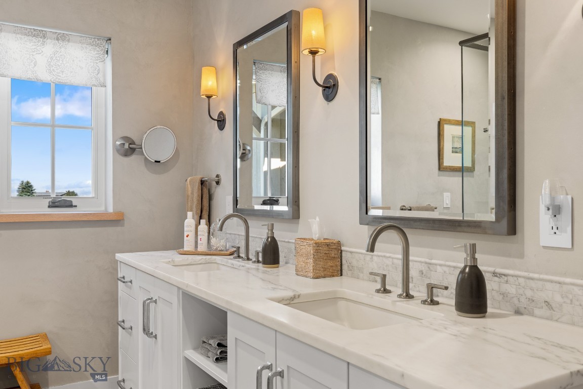 168 Hawthorn Lane Property Photo 38