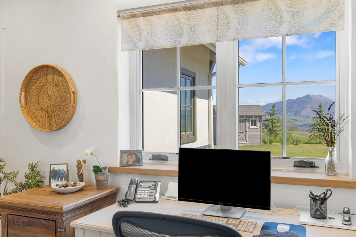 168 Hawthorn Lane Property Photo 42