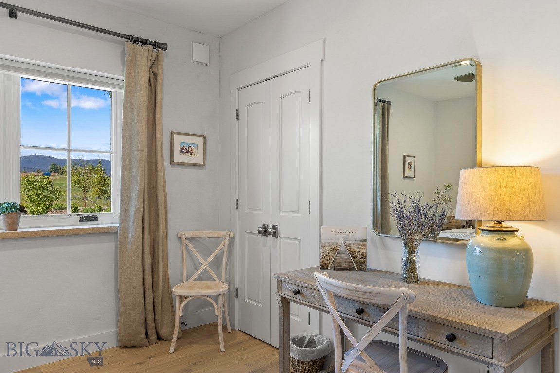 168 Hawthorn Lane Property Photo 45