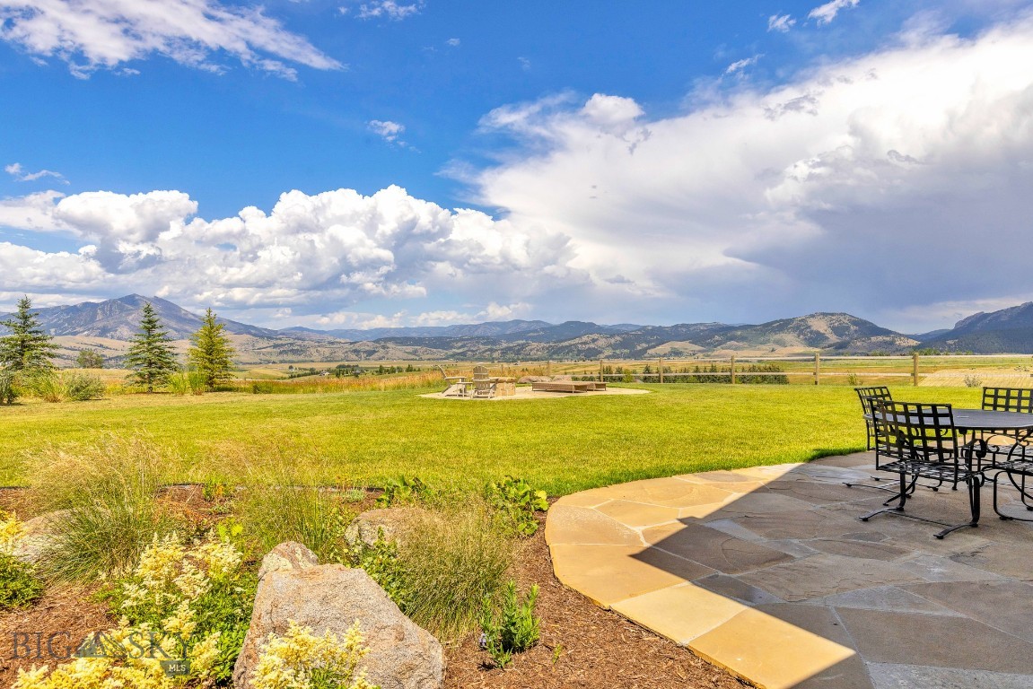 168 Hawthorn Lane Property Photo 65