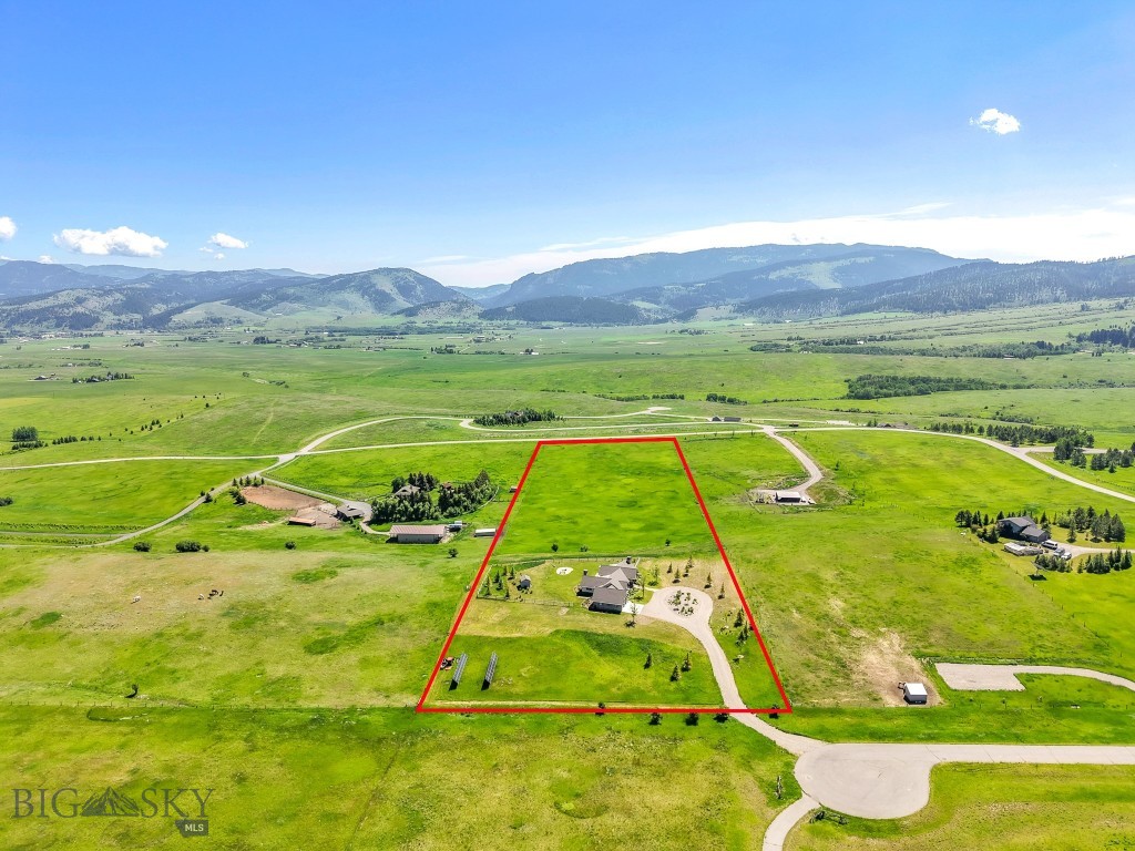 168 Hawthorn Lane Property Photo 72