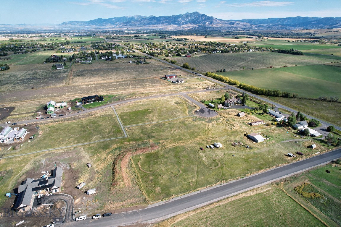 Lot 7 Holtz Lane Property Photo 4