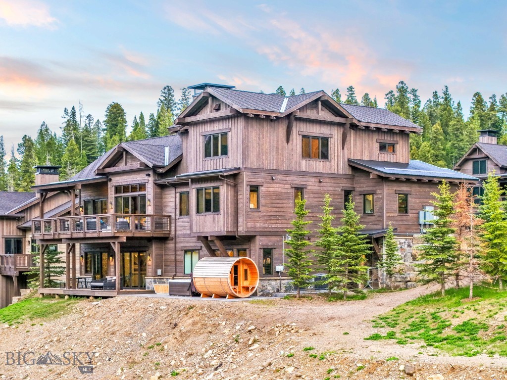 545 Outlook Trail 60 Property Photo 3