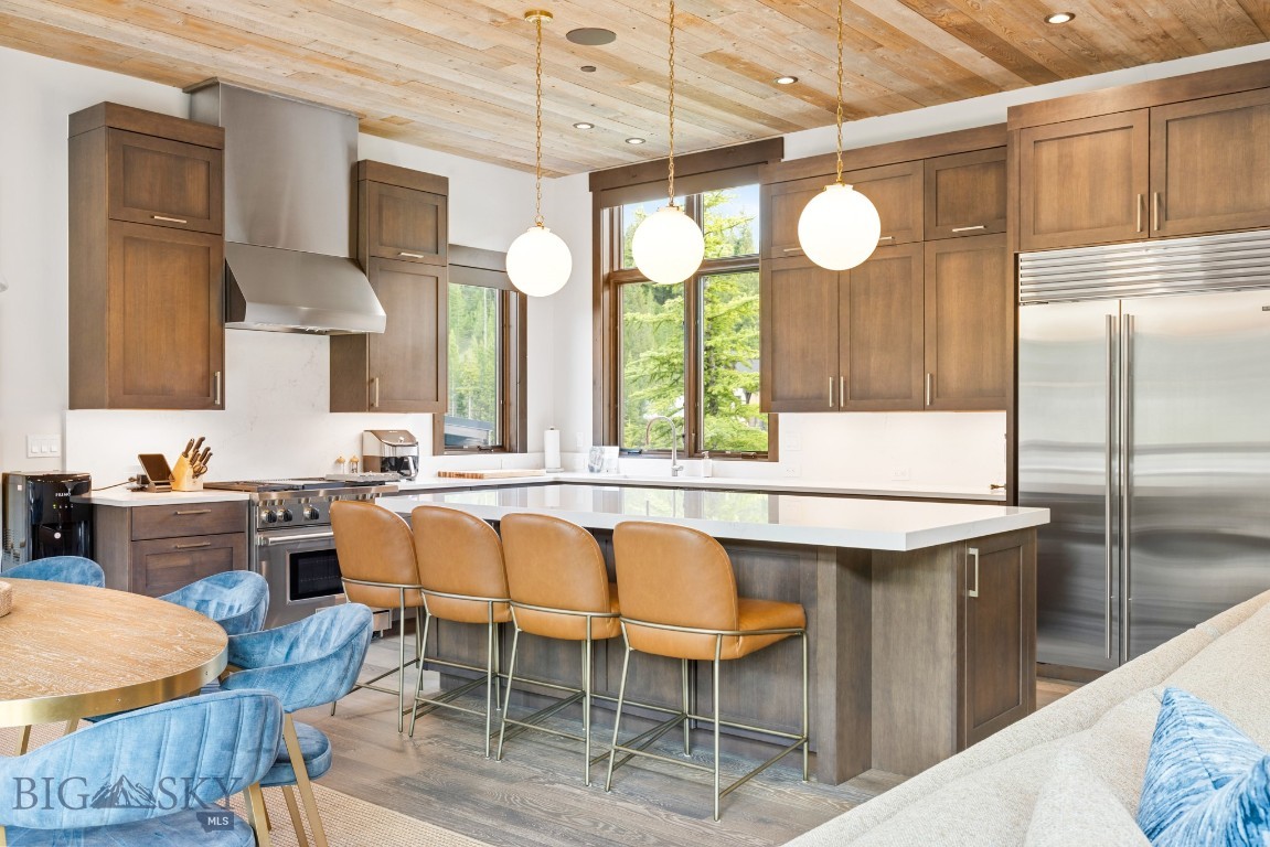 545 Outlook Trail 60 Property Photo 5