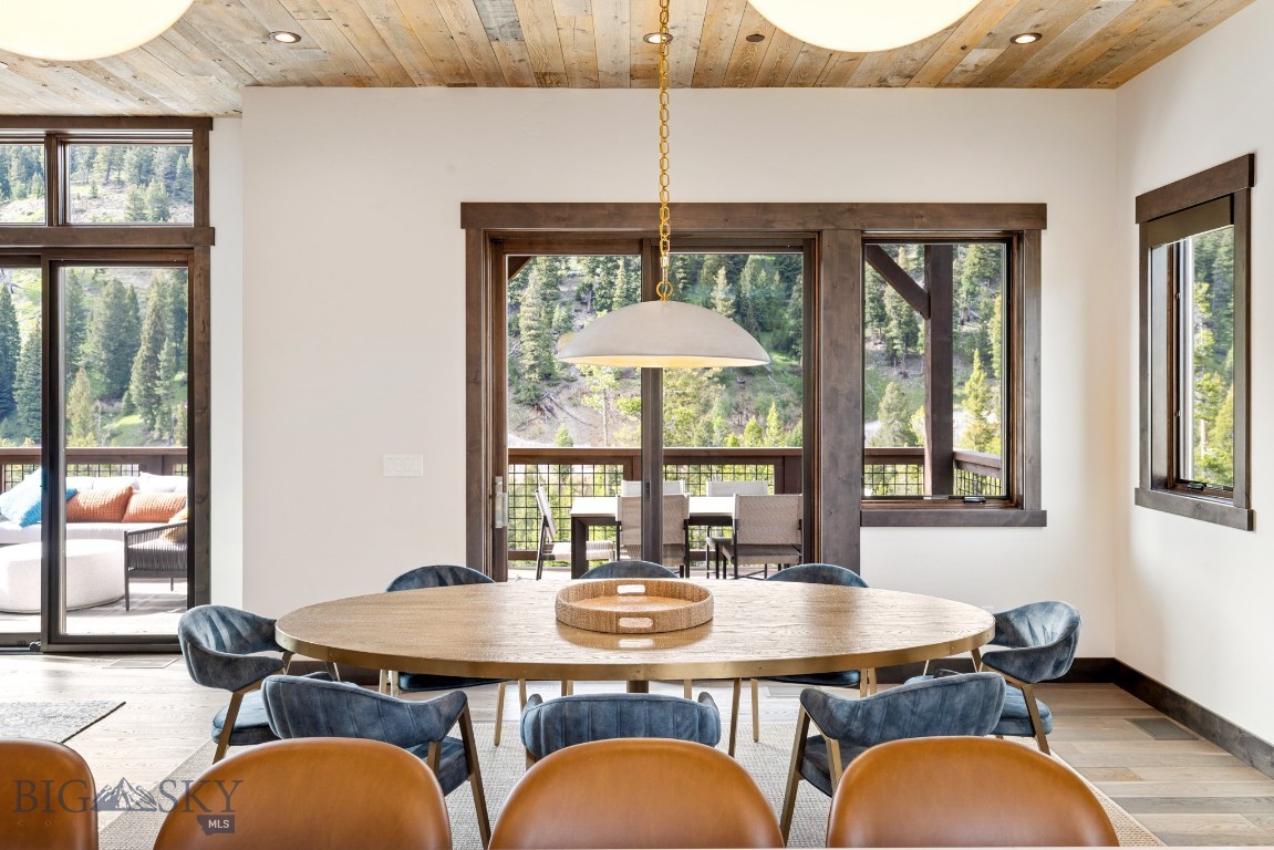 545 Outlook Trail 60 Property Photo 22