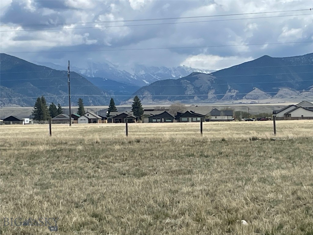 Lot 101 Madison Dr. Property Photo 4