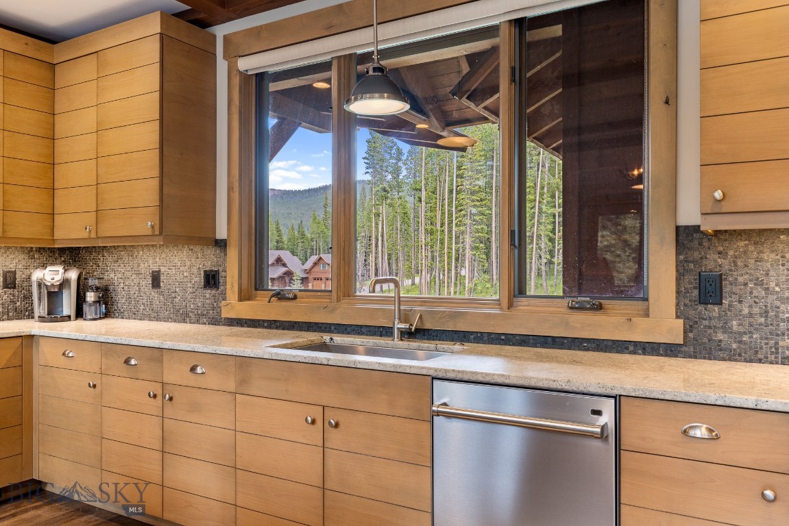 14 Jakes Lane Property Photo 22