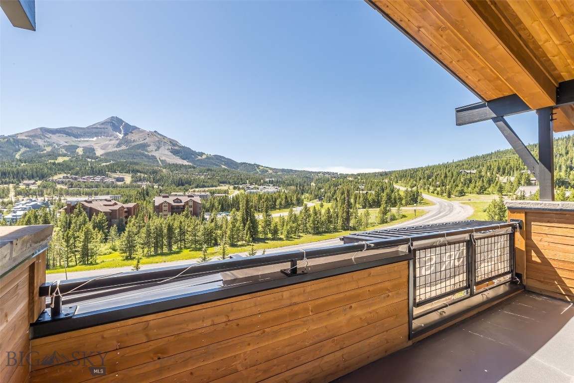 2d Summit View - 502d Property Photo 8