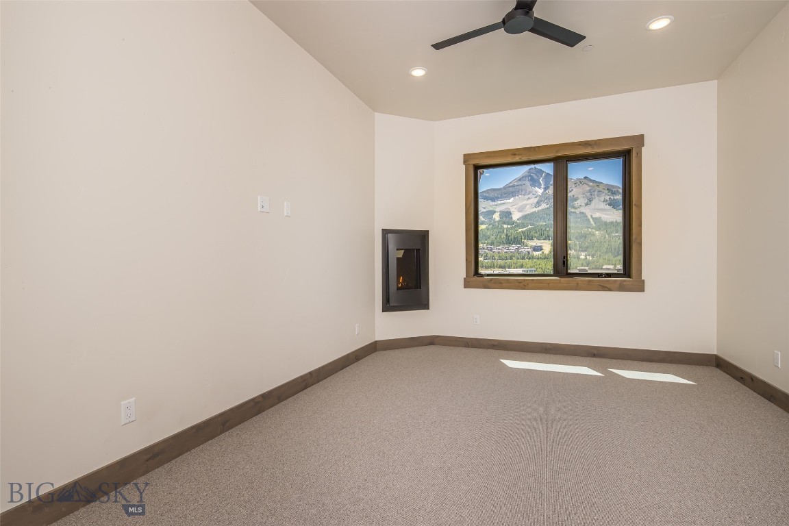 2d Summit View - 502d Property Photo 29