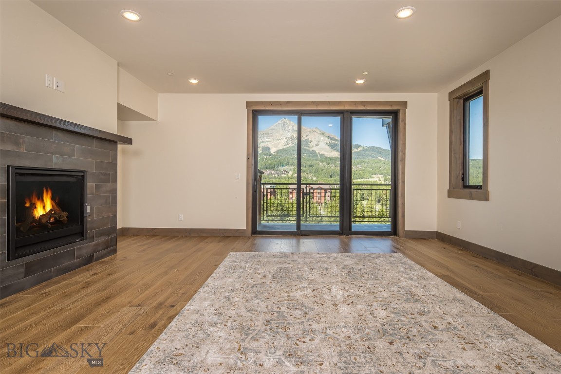 2d Summit View - 401d Property Photo 5