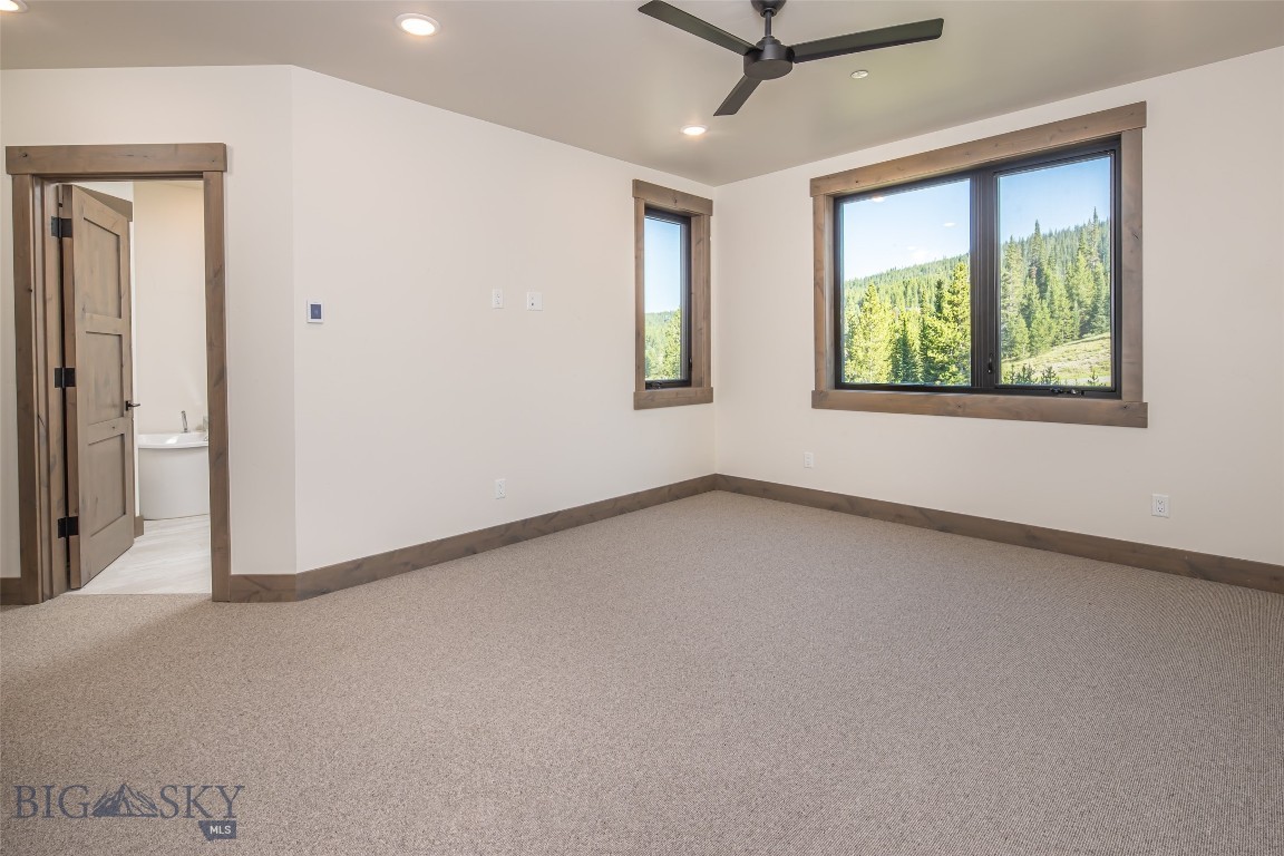 2d Summit View - 401d Property Photo 21
