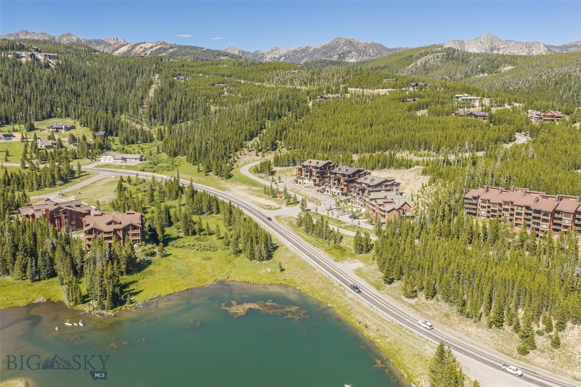 2d Summit View - 401d Property Photo 44
