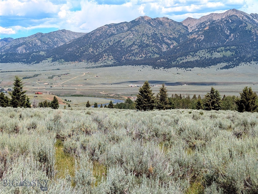 Tbd Dutchman Trail Property Photo 1