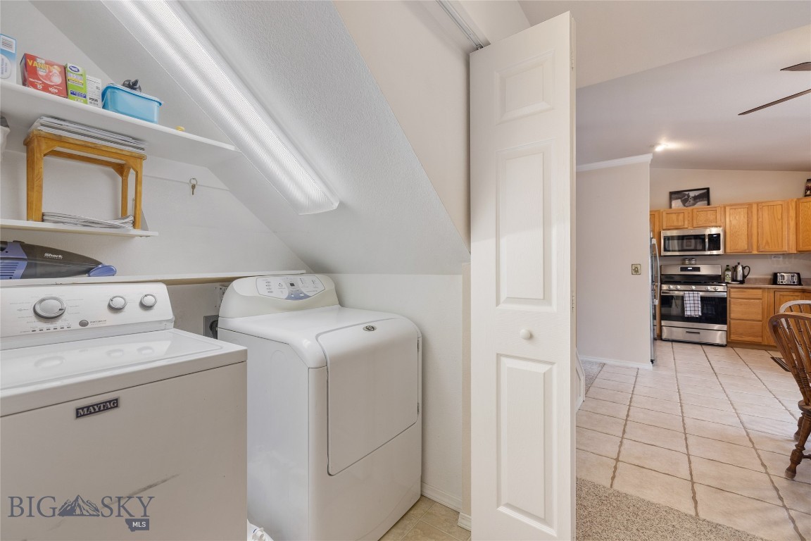 2615 Daisy Drive Property Photo 22