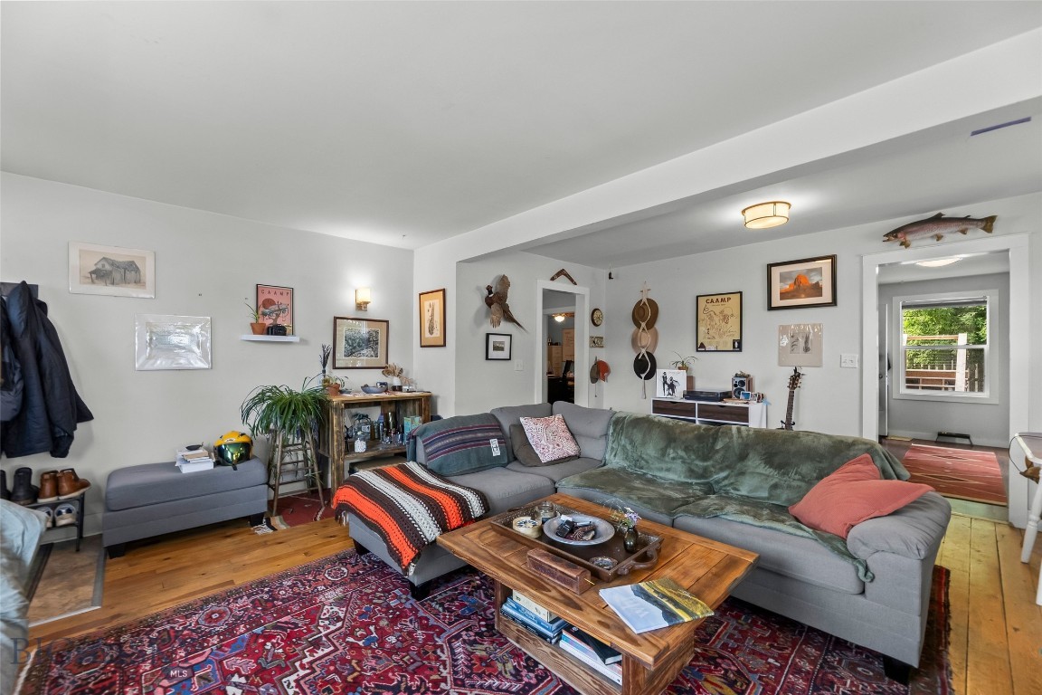 539 N Rouse Avenue Property Photo 13