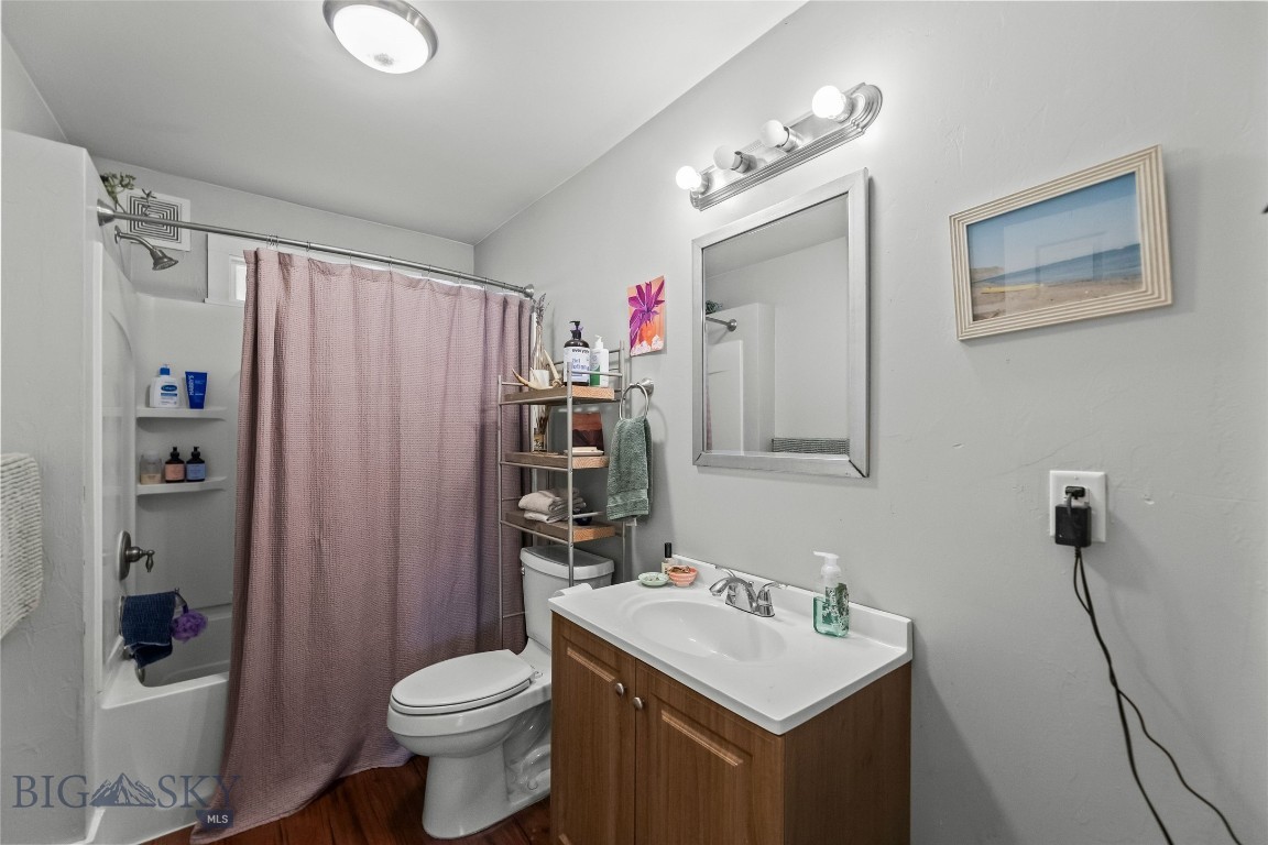 539 N Rouse Avenue Property Photo 15