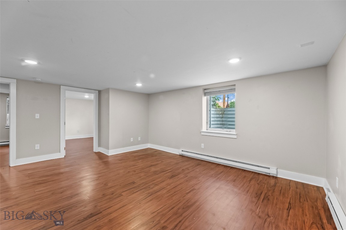 539 N Rouse Avenue Property Photo 23