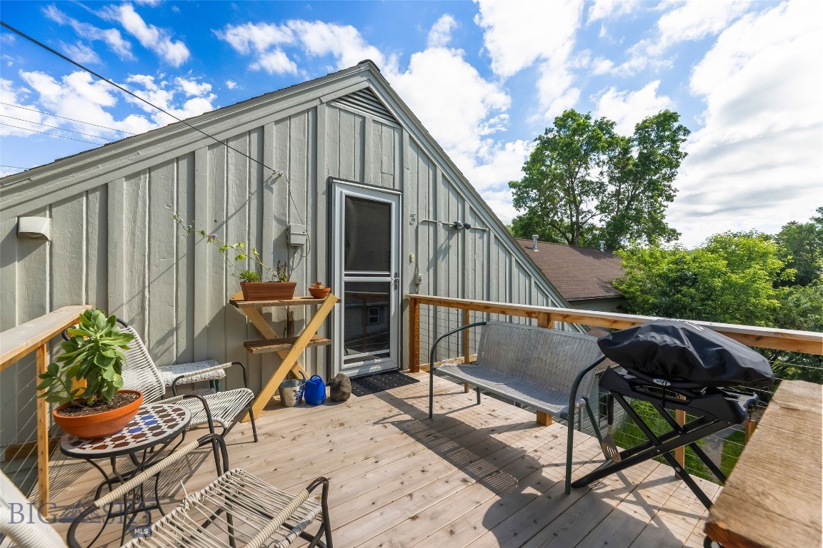 539 N Rouse Avenue Property Photo 44