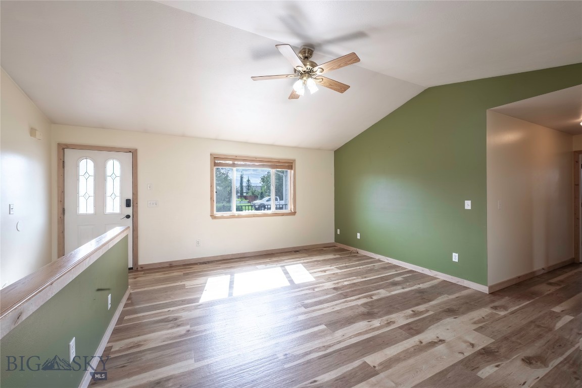 811 Dimaggio Drive Property Photo 3