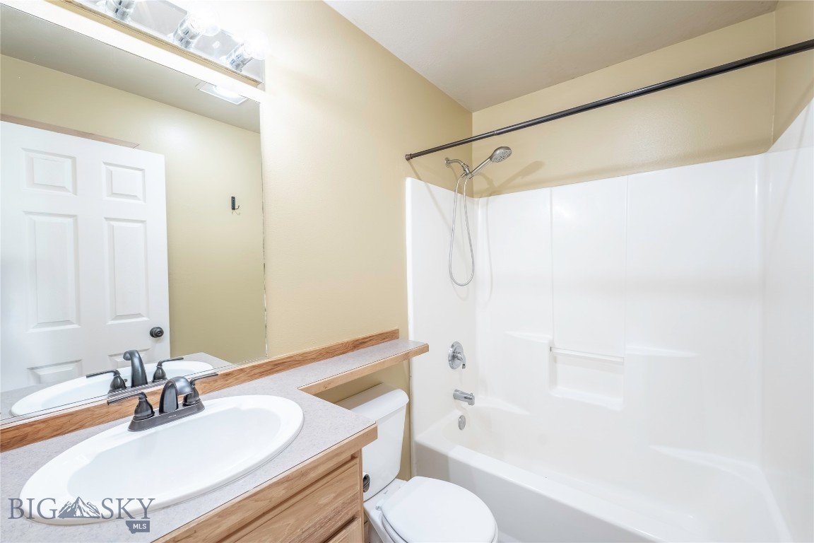 811 Dimaggio Drive Property Photo 18