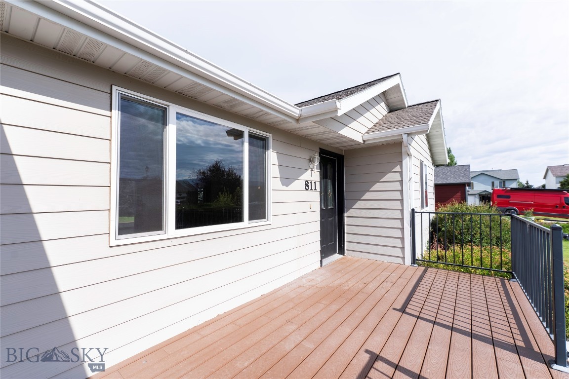 811 Dimaggio Drive Property Photo 31