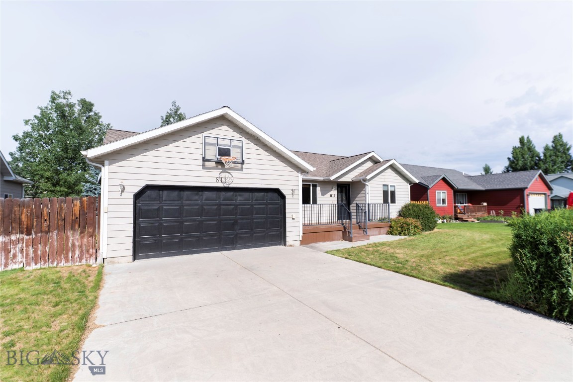 811 Dimaggio Drive Property Photo 40