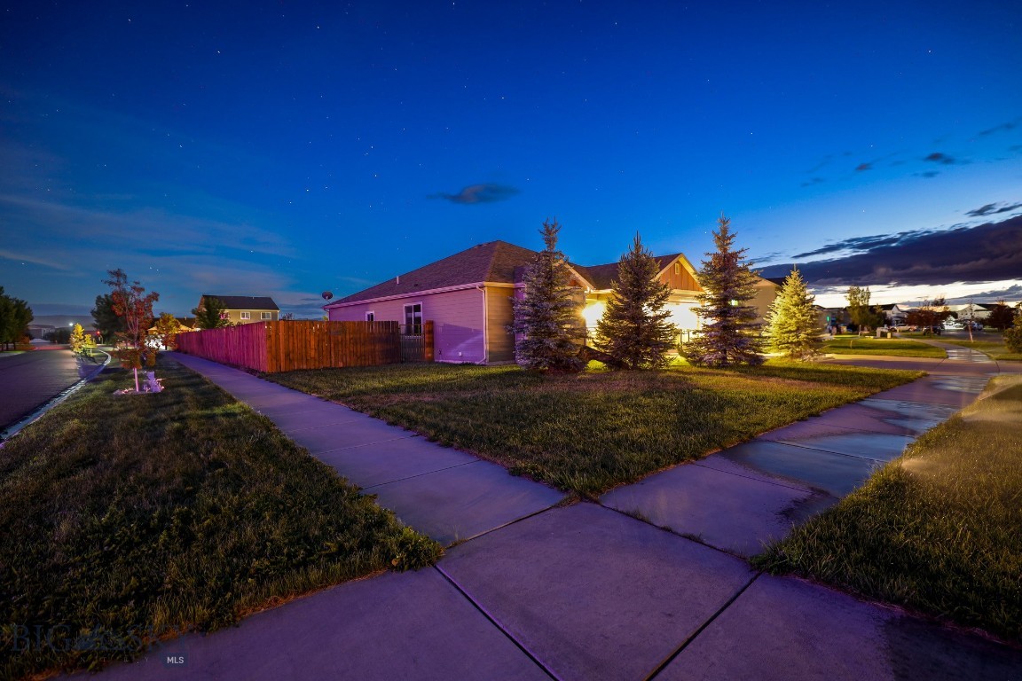 693 Cameron Property Photo 1