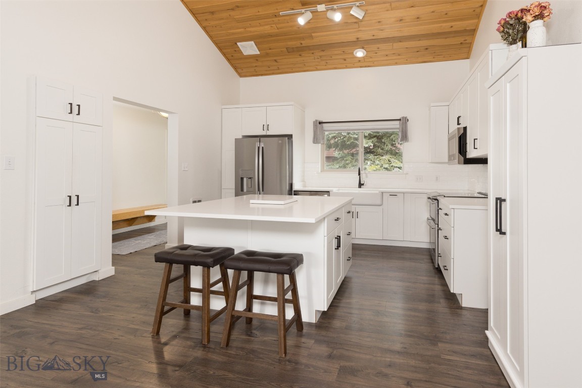 304 Firelight Property Photo 8