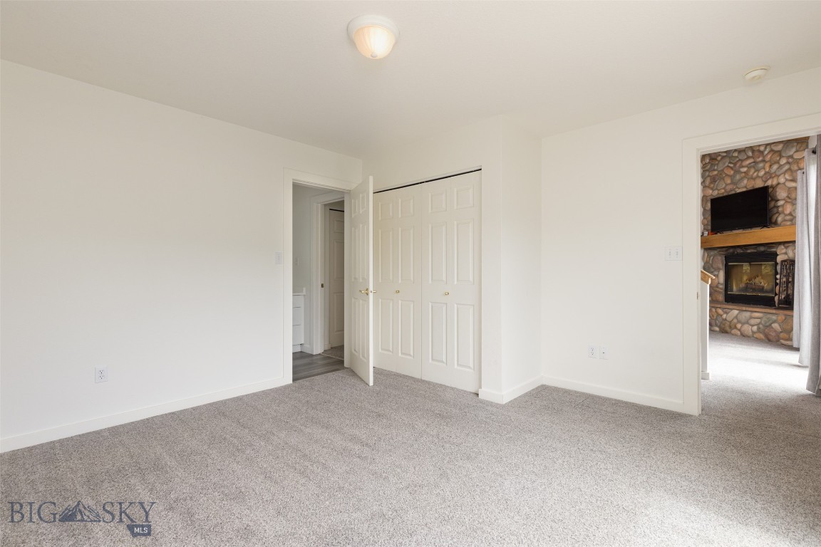 304 Firelight Property Photo 16