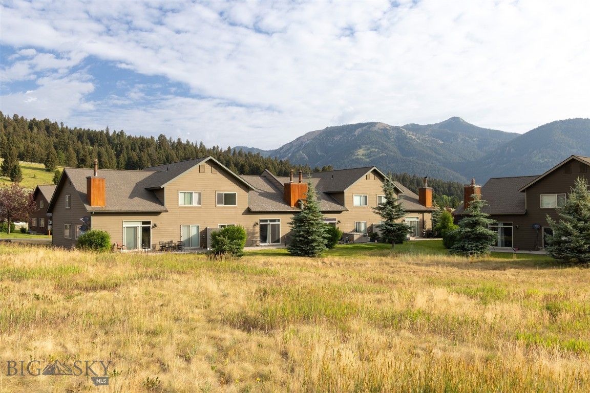 304 Firelight Property Photo 38