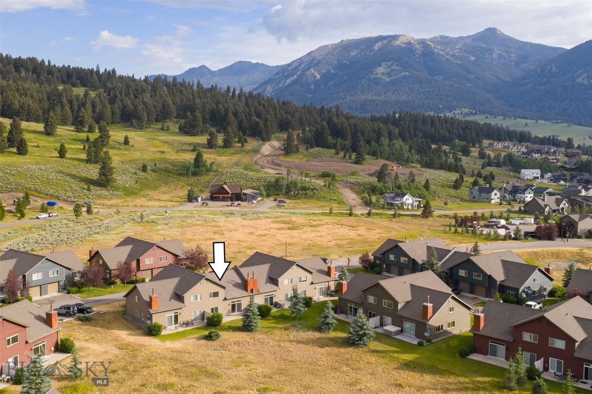 304 Firelight Property Photo 41