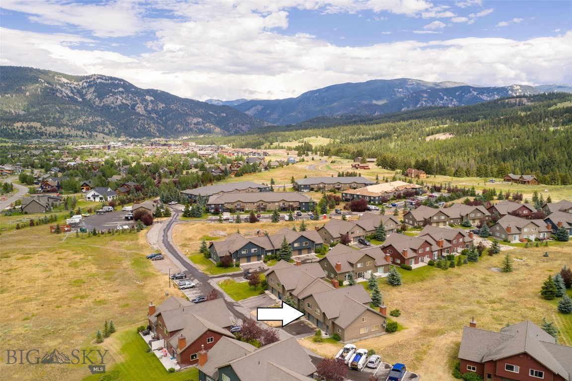 304 Firelight Property Photo 46