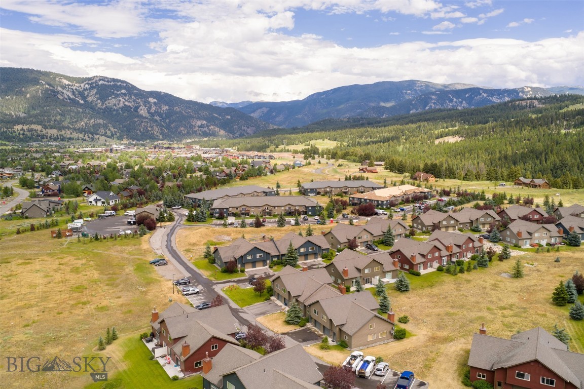 304 Firelight Property Photo 47