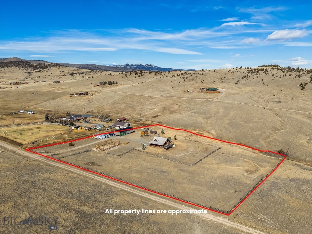 90 Halo Loop Trail Property Photo 36