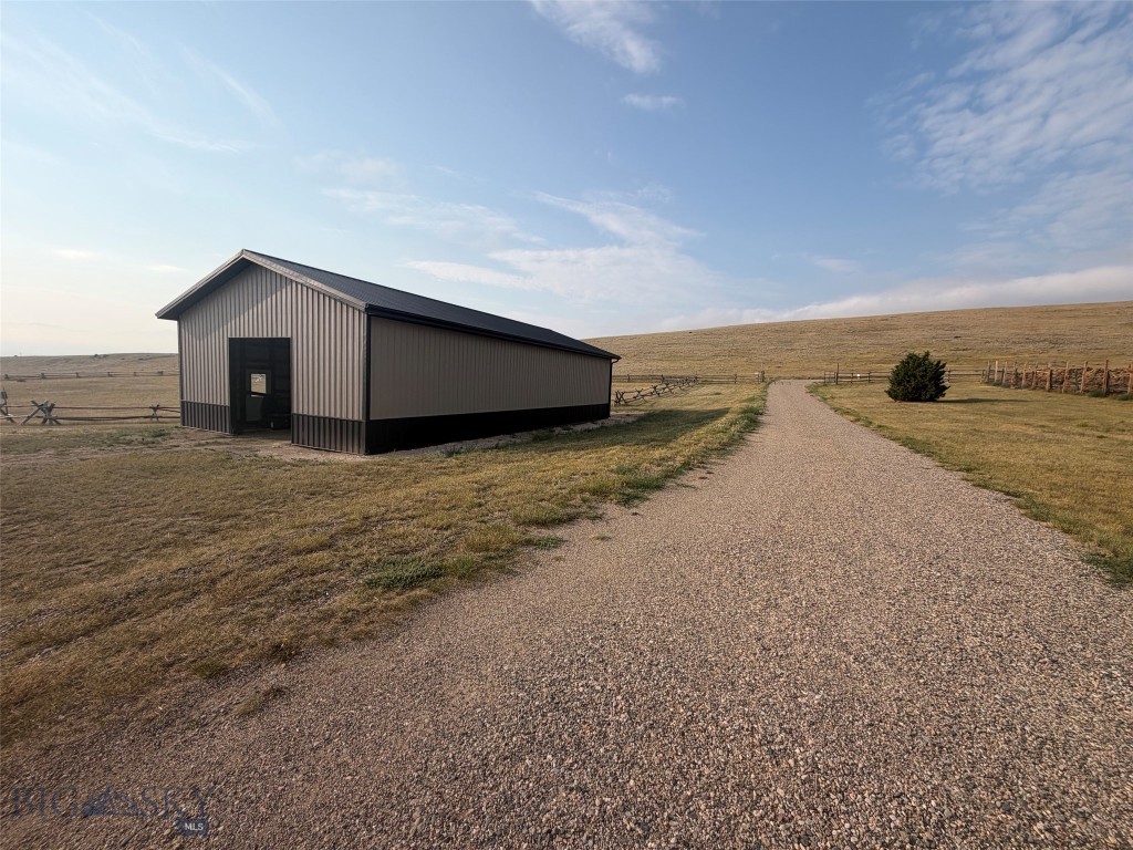 90 Halo Loop Trail Property Photo 42