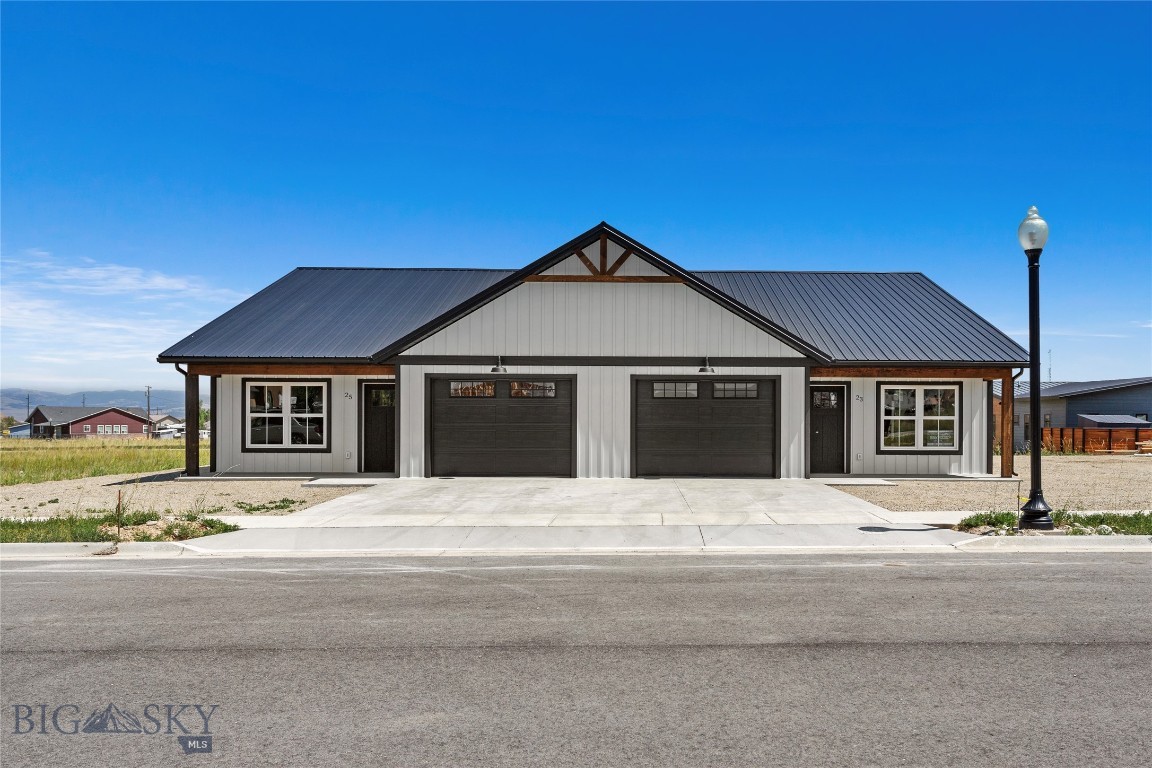 25 N Condor Street Property Photo 1