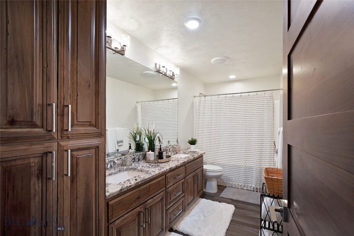 22 Jordan Lane N Property Photo 47