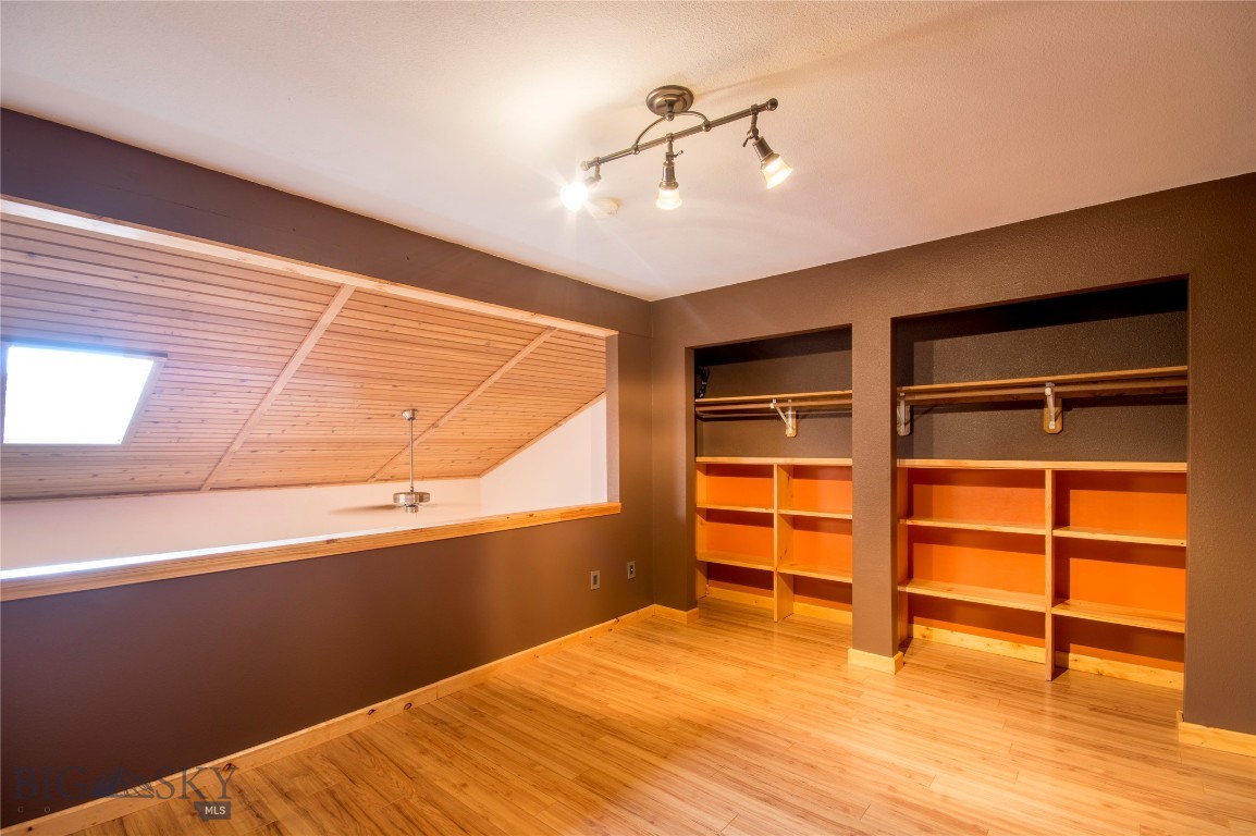 1601 W Olive 5 Property Photo 9