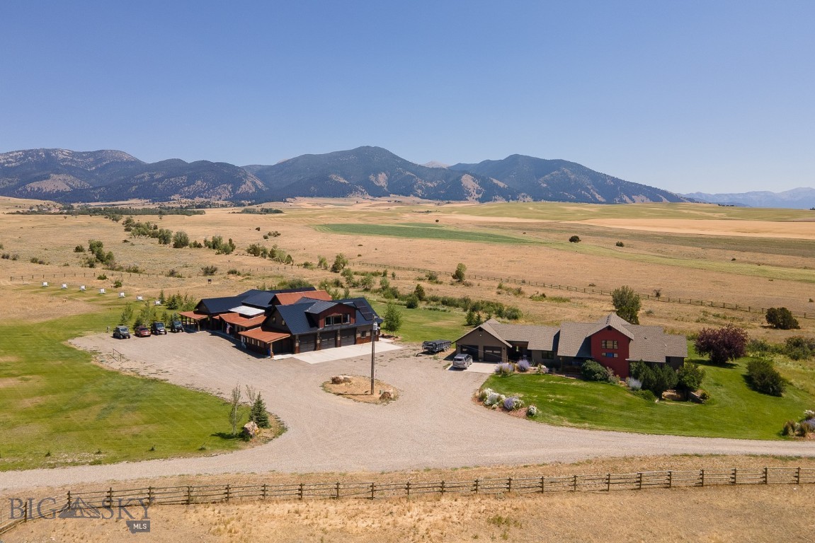 13920 Theisen Road Property Photo 1