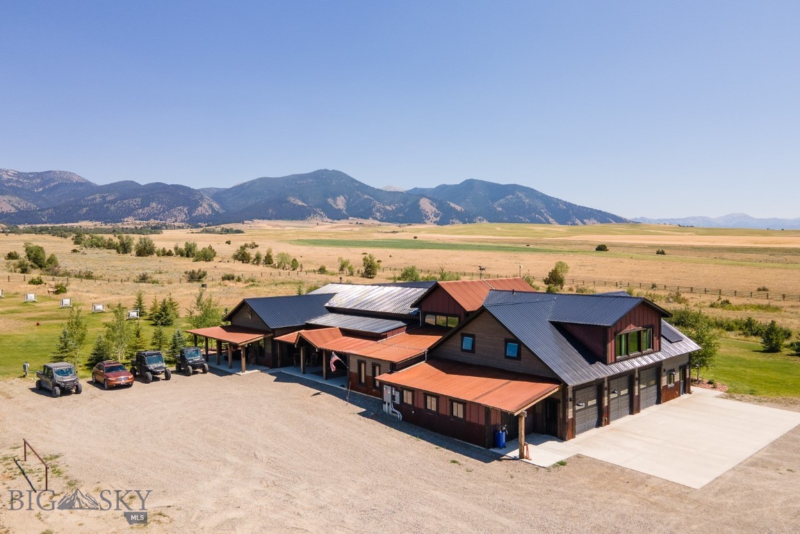 13920 Theisen Road Property Photo 4