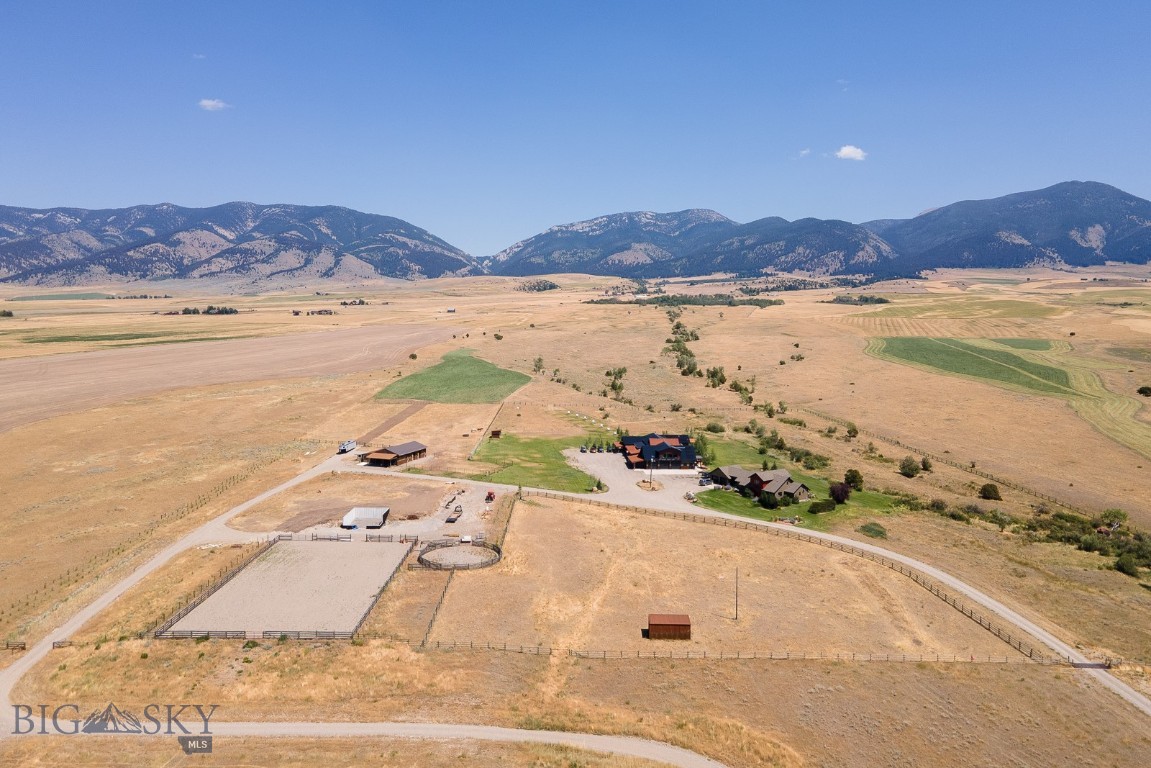 13920 Theisen Road Property Photo 6