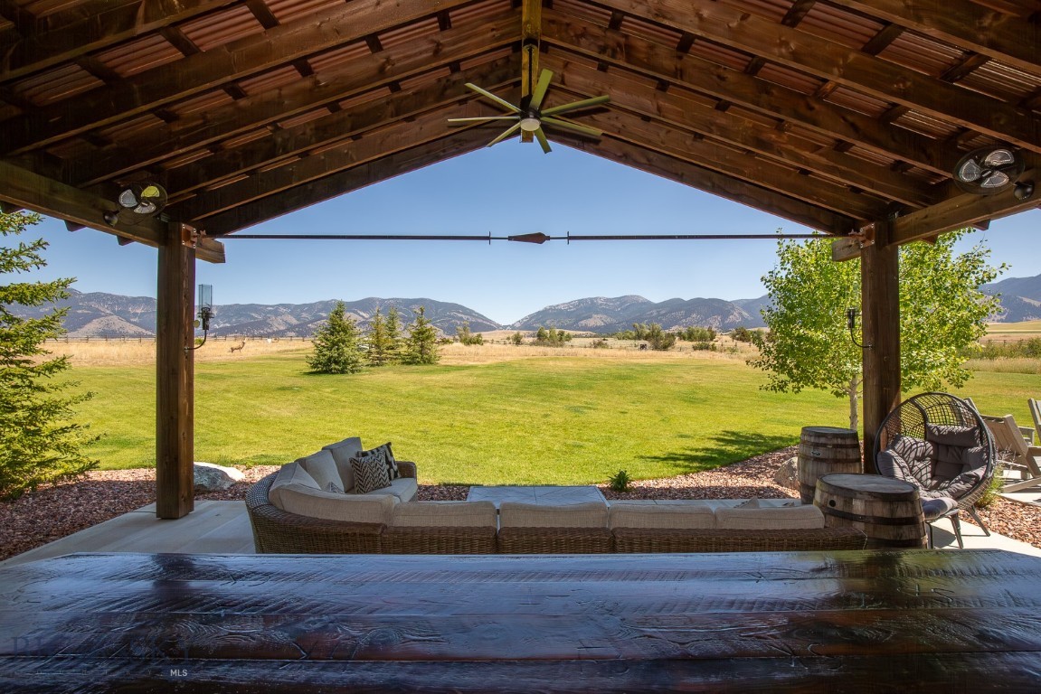 13920 Theisen Road Property Photo 17