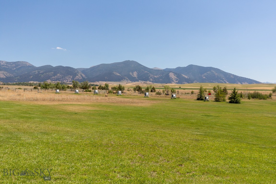 13920 Theisen Road Property Photo 25