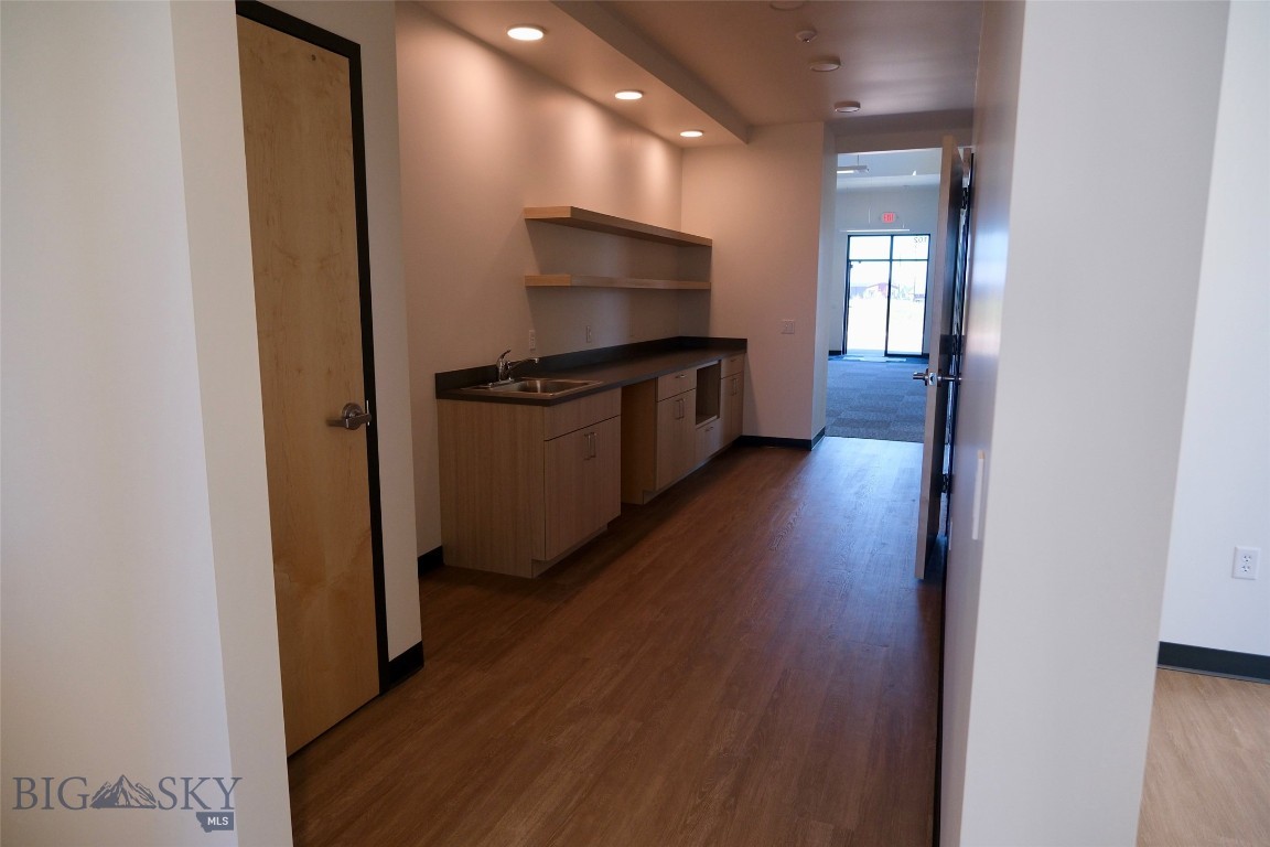 102 Wandering Way Property Photo 11