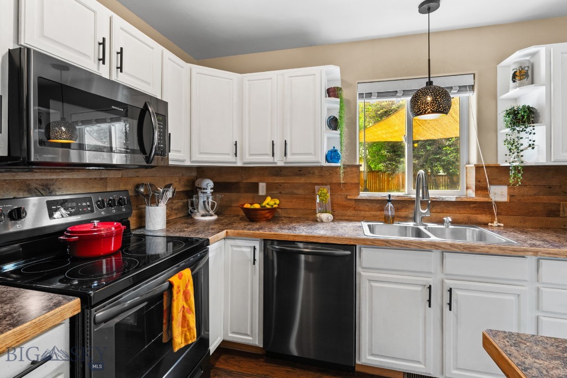 66 Aspenwood Drive Property Photo 13