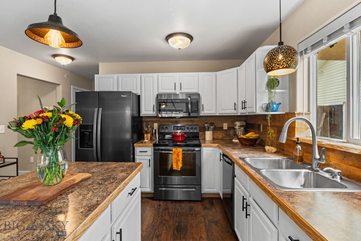 66 Aspenwood Drive Property Photo 16