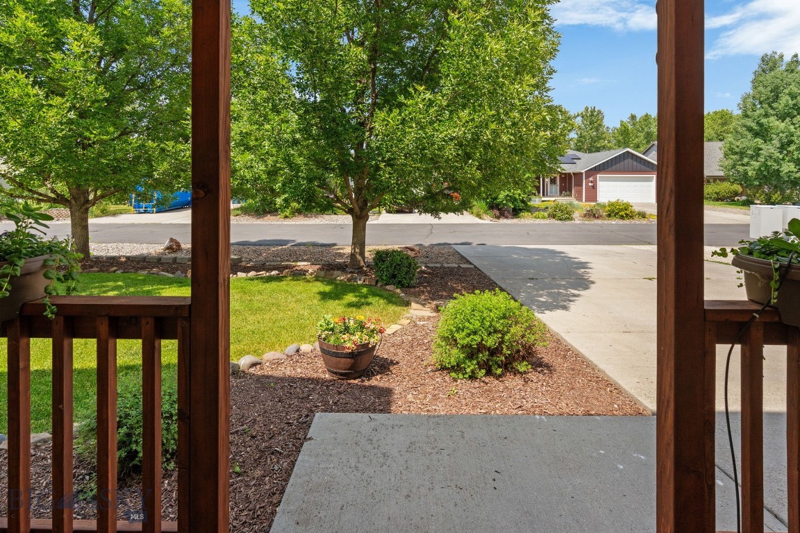 66 Aspenwood Drive Property Photo 38