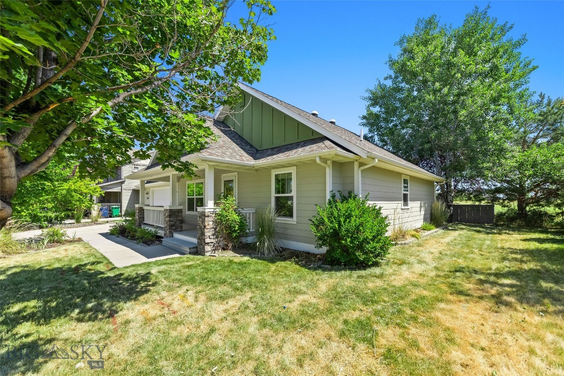 854 Matheson Way Property Photo 4